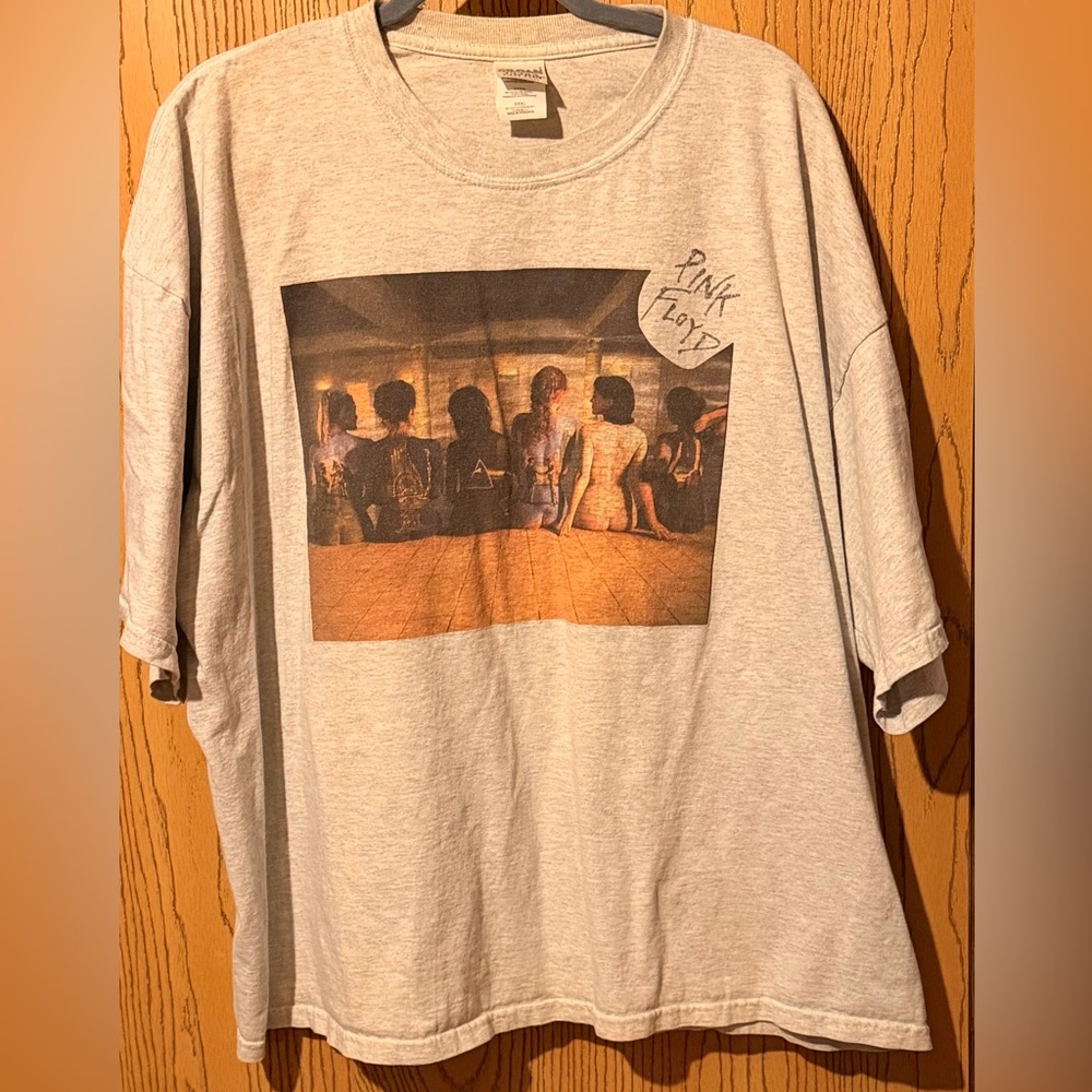 Pink Floyd band tee